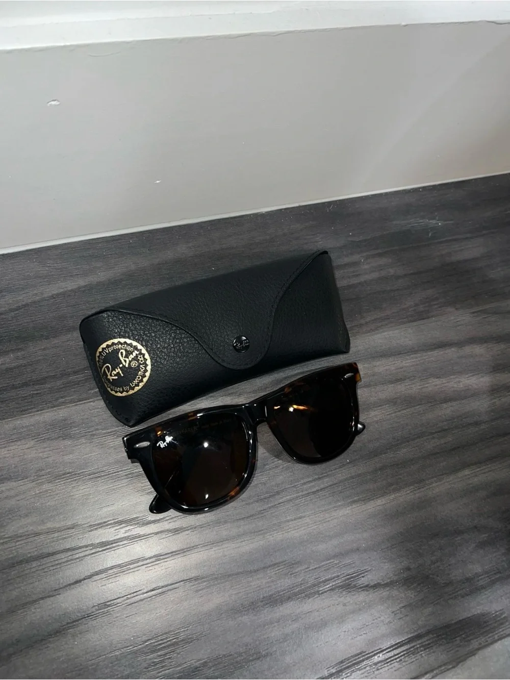 Ray-Ban Tortoiseshell Frame Sunglasses with Brown Lenses